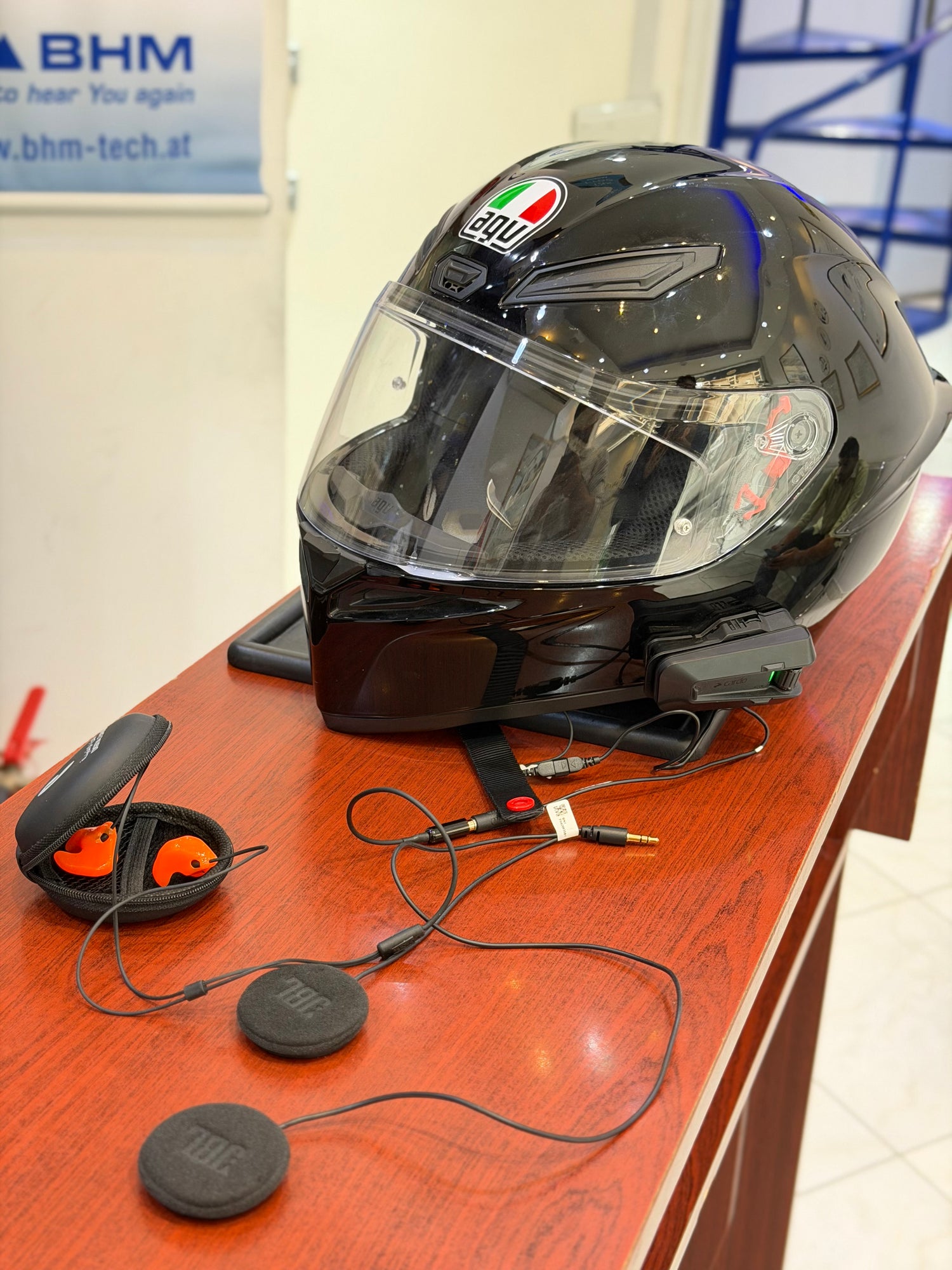 MRTC ear speaker
